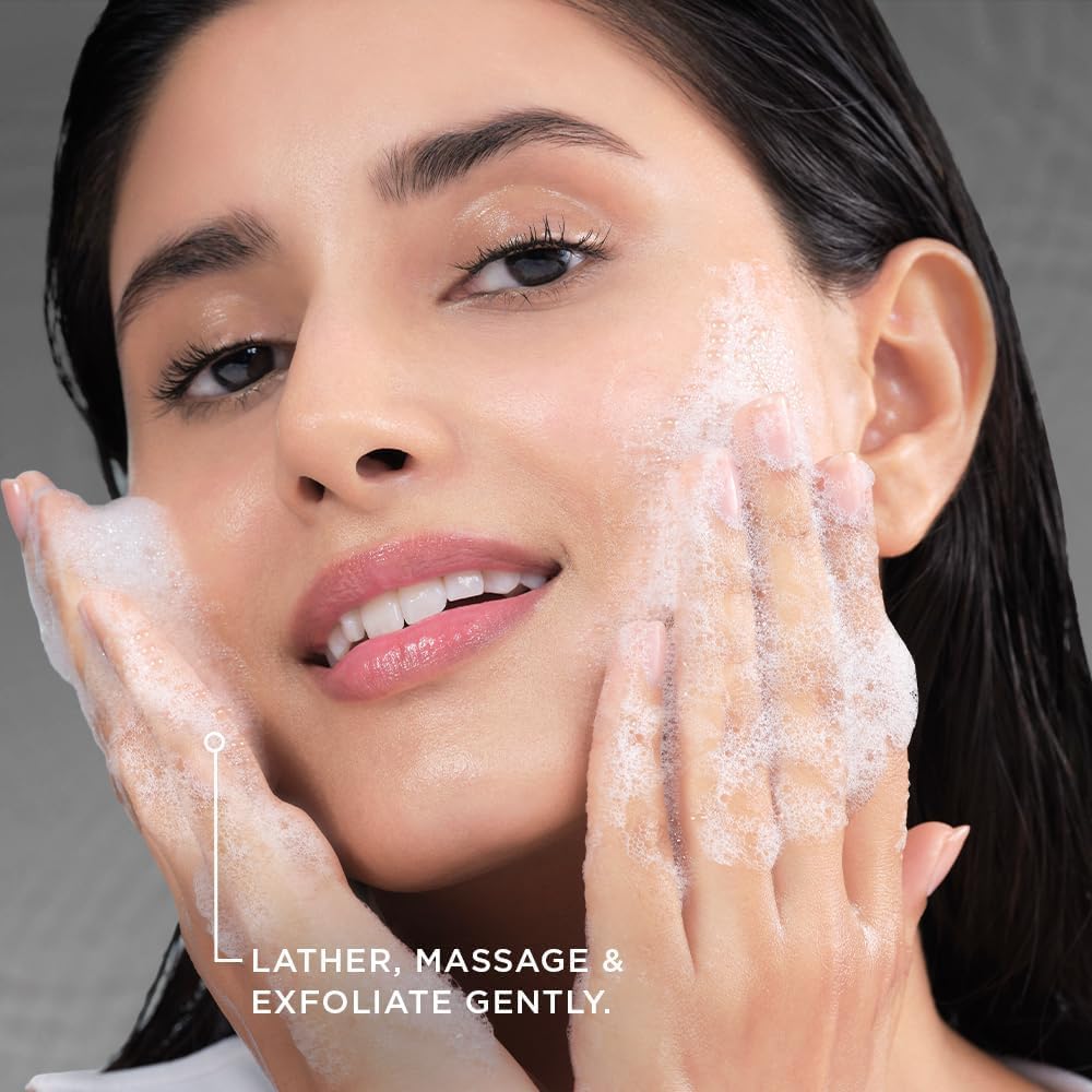 POND’S Bright Beauty Spot-Less Glow Facial Foam – Brightening Face Wash 100g
